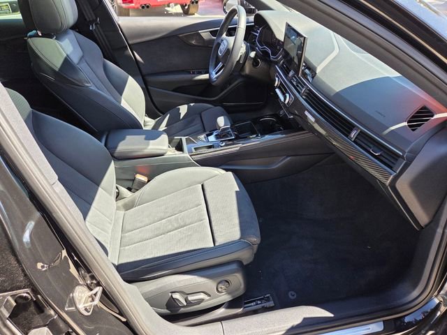 Used 2025 Audi A4 2.0T Premium Plus image 15