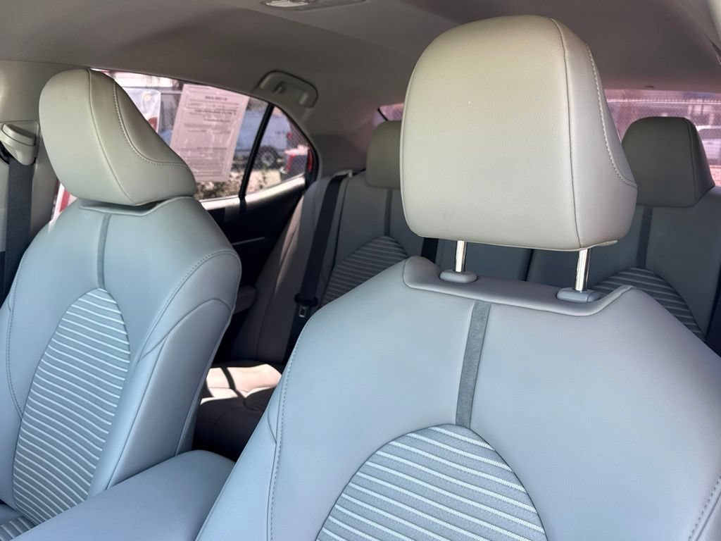 Certified 2020 Toyota Camry SE FWD image 21