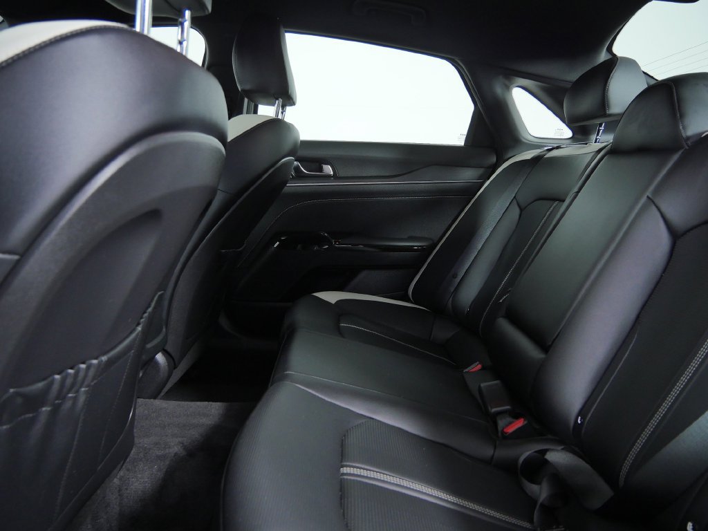 Used 2026 Kia K5 GT-Line AWD/4WD image 18