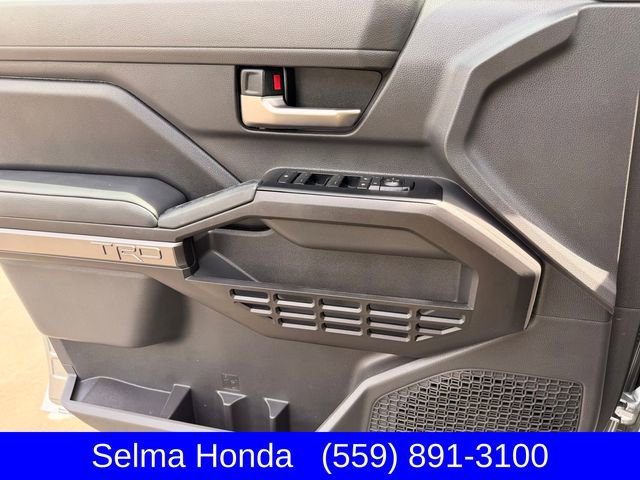 Used 2025 Toyota Tacoma TRD Sport image 12