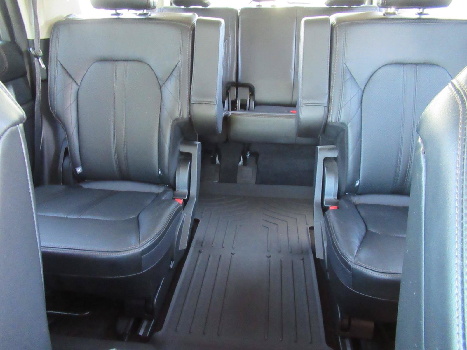 Used 2021 Ford Expedition Platinum RWD image 46