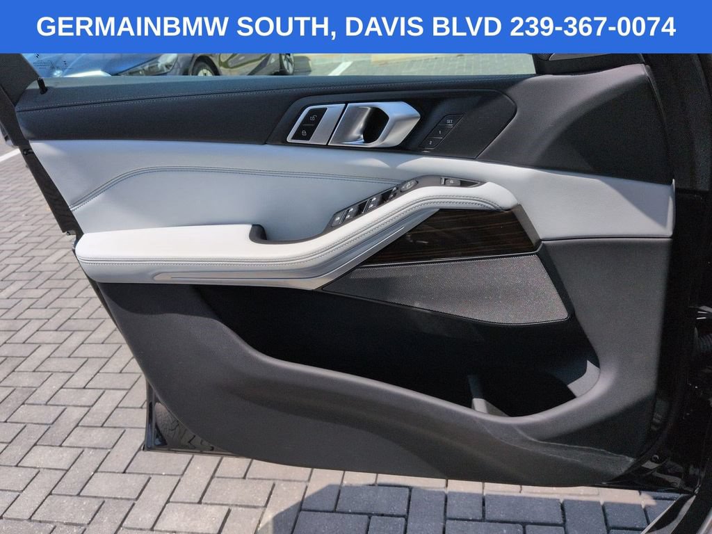 Used 2024 BMW X5 sDrive40i w/ Premium Package RWD image 30