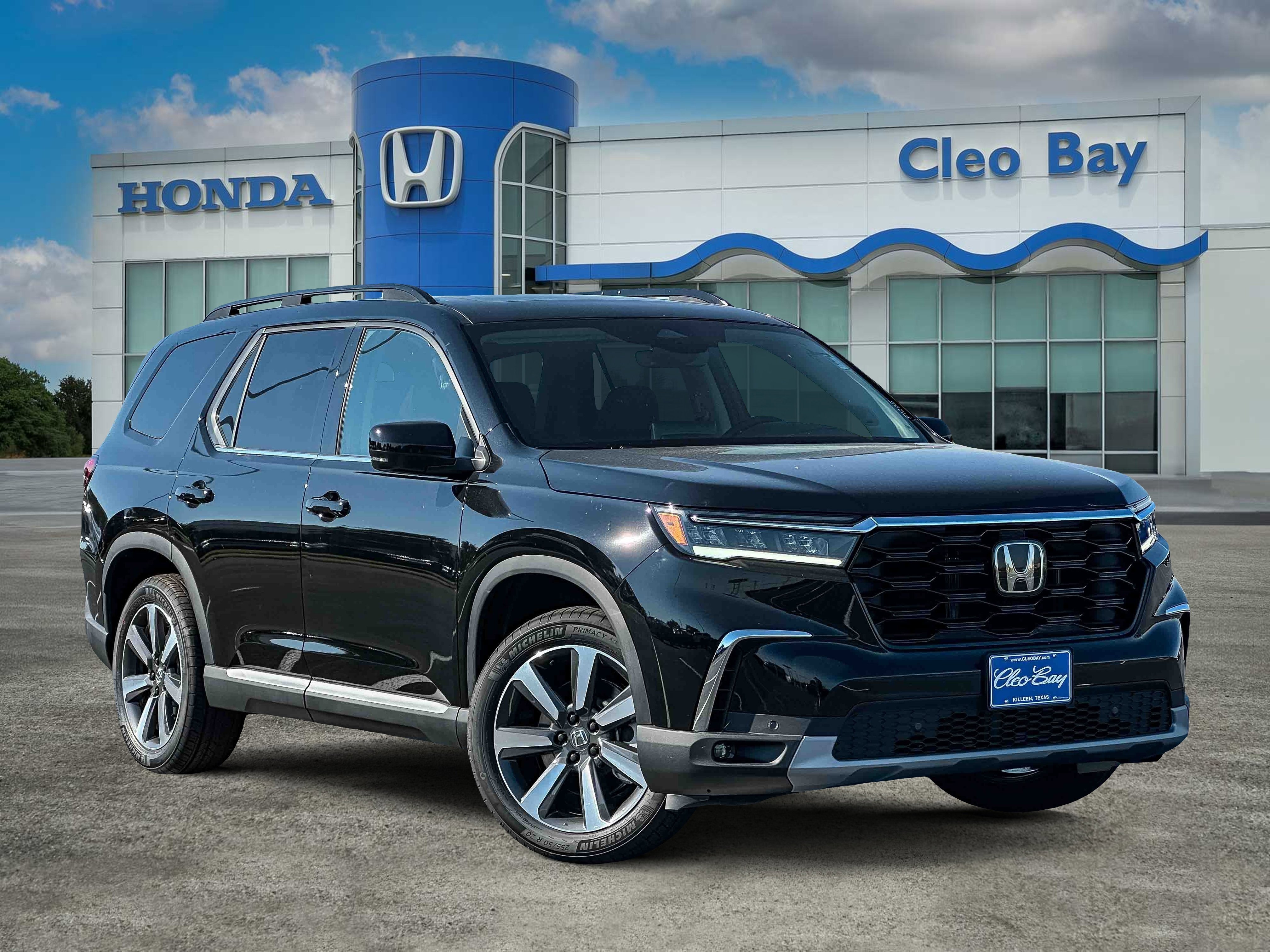 New 2025 Honda Pilot Touring