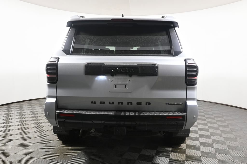 Used 2025 Toyota 4Runner Platinum AWD/4WD image 10