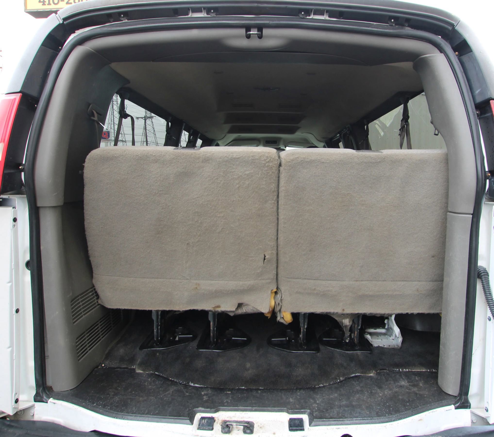 Used 2019 Chevrolet Express 3500 LT w/ LT Preferred Equipment Group image 11