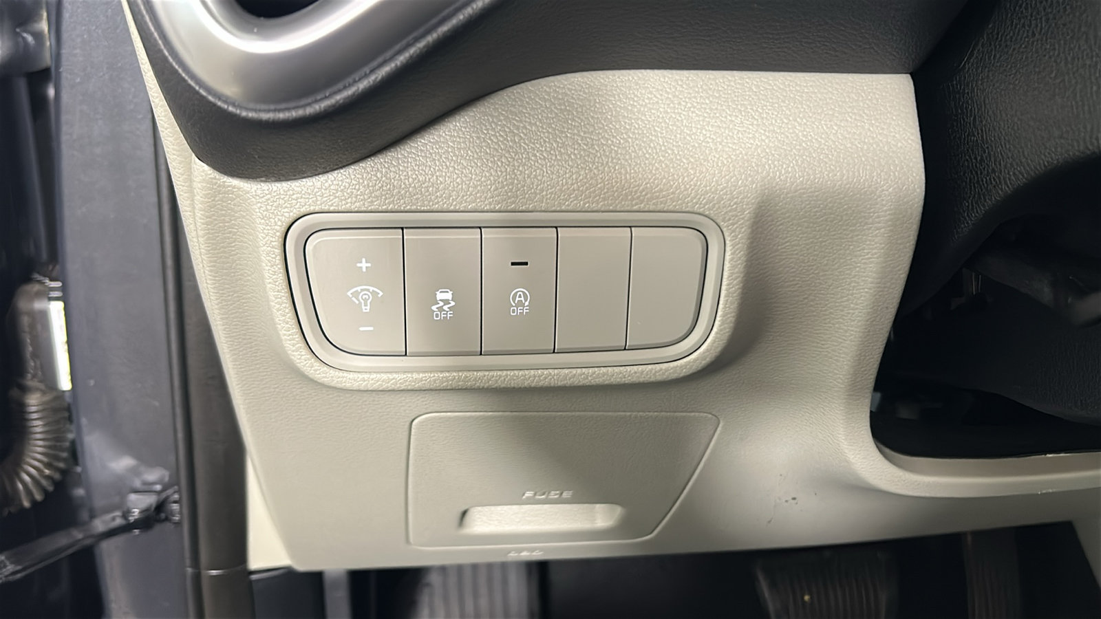 Used 2024 Kia Soul LX w/ Option Group 015 FWD image 19