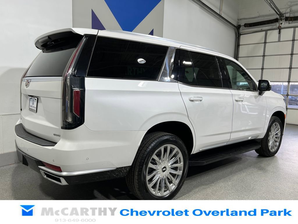 Used 2022 Cadillac Escalade Premium Luxury image 5