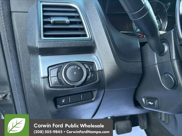 Used 2016 Ford Explorer Limited w/ Equipment Group 301A AWD/4WD image 14
