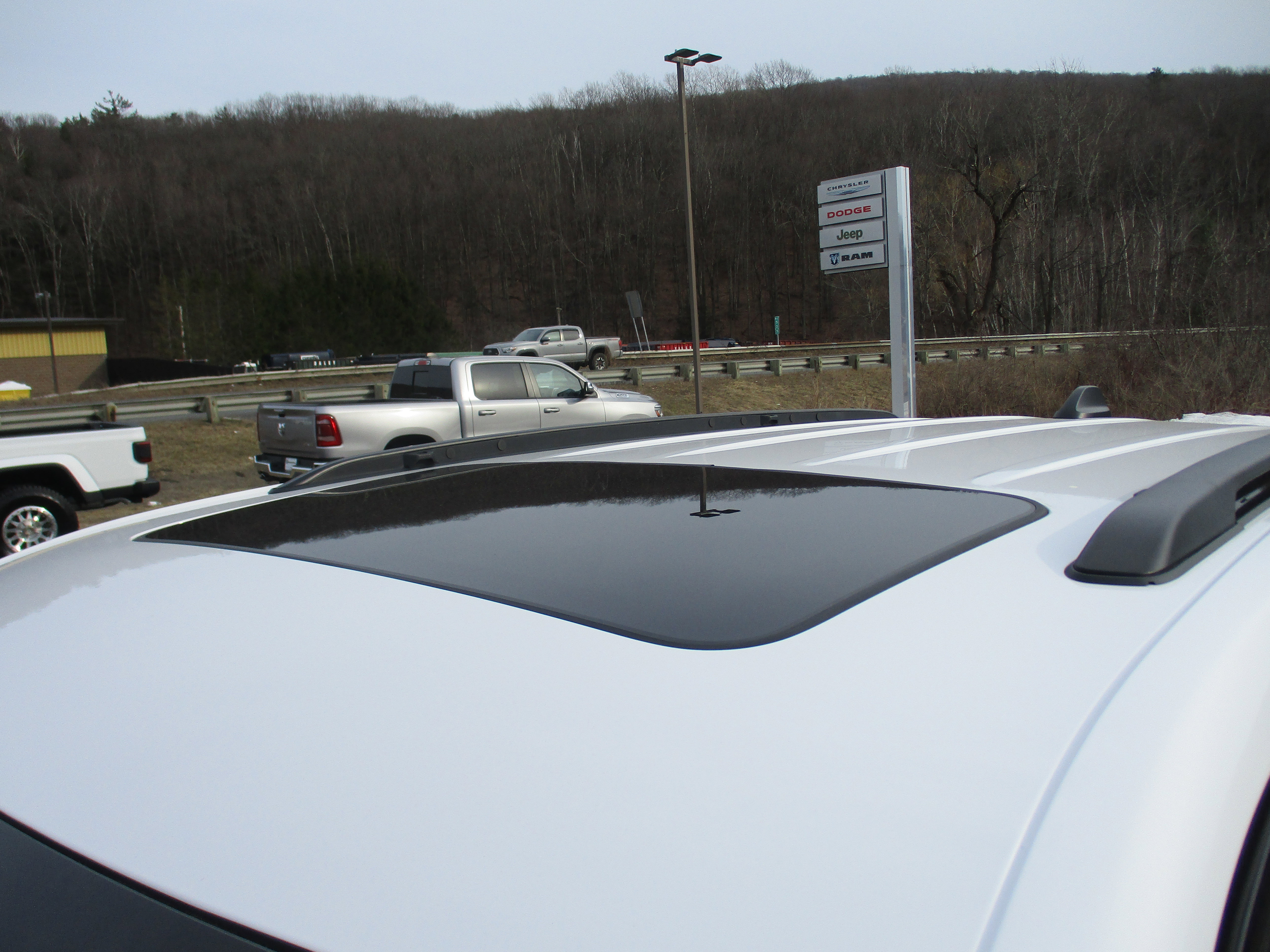 Certified 2023 Jeep Grand Cherokee Altitude image 11