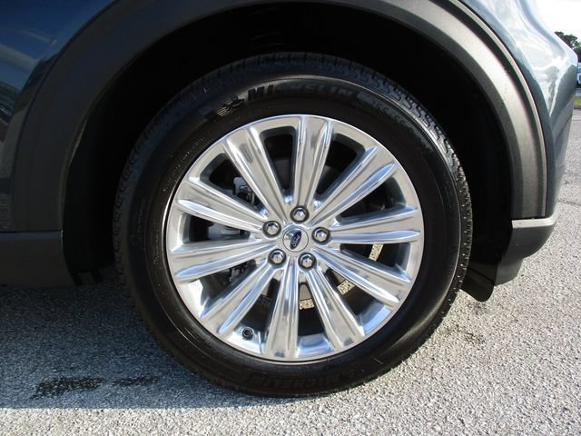 New 2024 Ford Explorer Limited w/ Equipment Group 301A RWD image 9