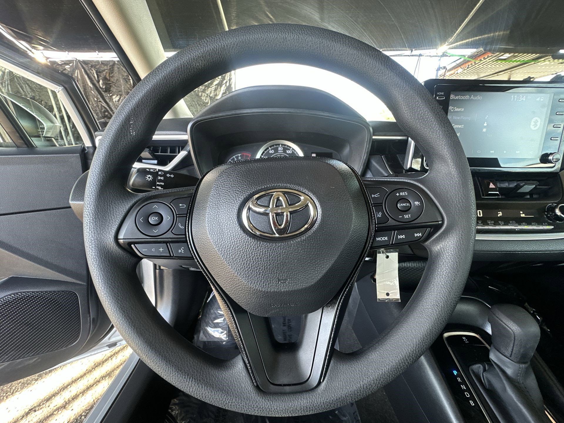 Used 2020 Toyota Corolla LE image 11