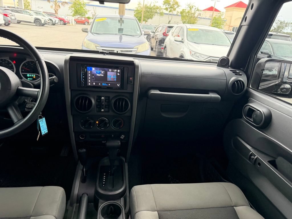 Used 2010 Jeep Wrangler Unlimited Sport AWD/4WD image 19