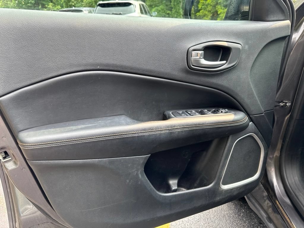 Used 2019 Jeep Compass Sport FWD image 19