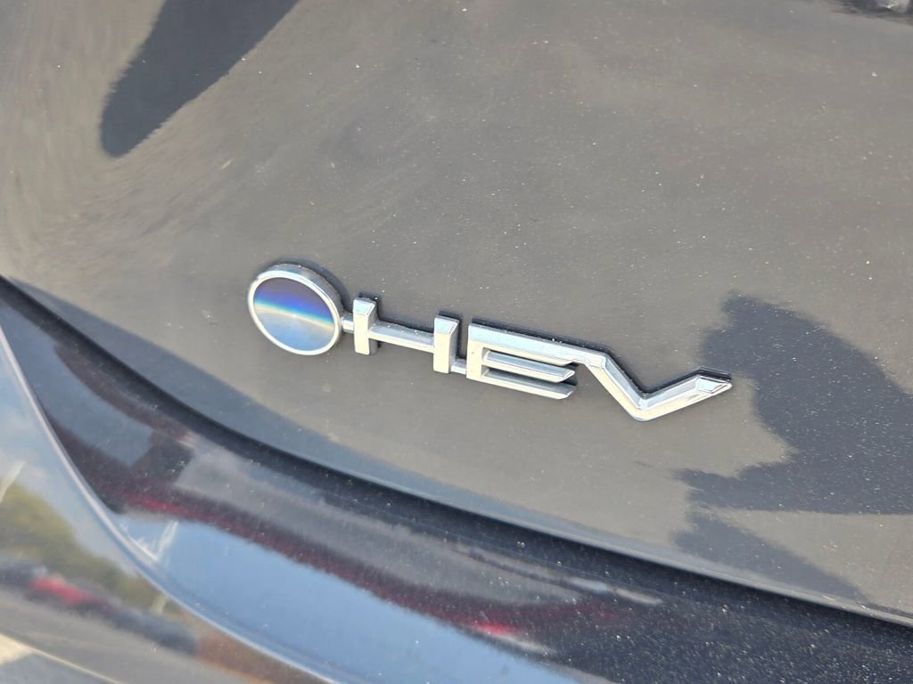 Certified 2025 Toyota Camry LE FWD image 11