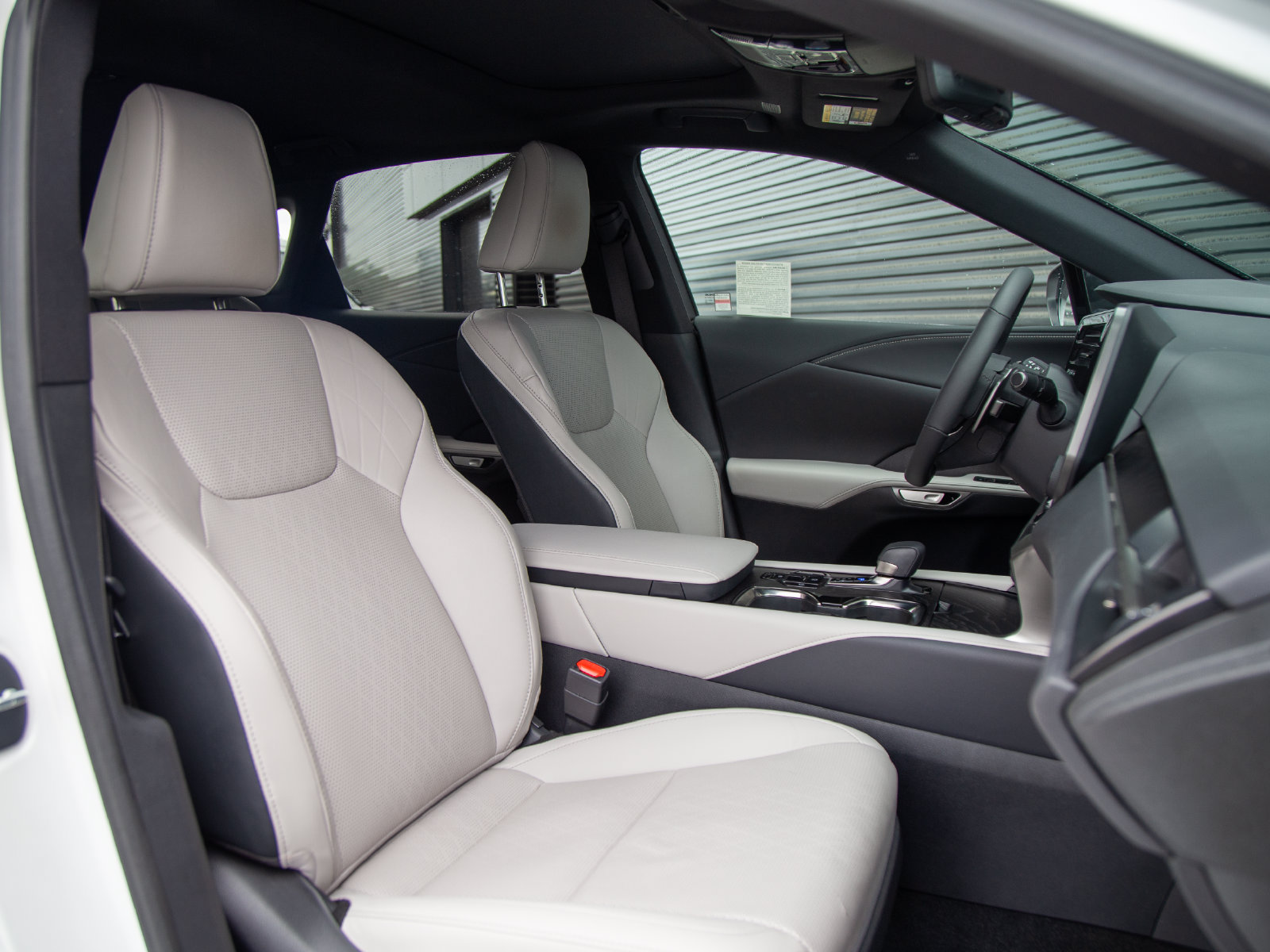 Used 2023 Lexus RX 350 Premium Plus w/ Cold Area Package FWD image 30