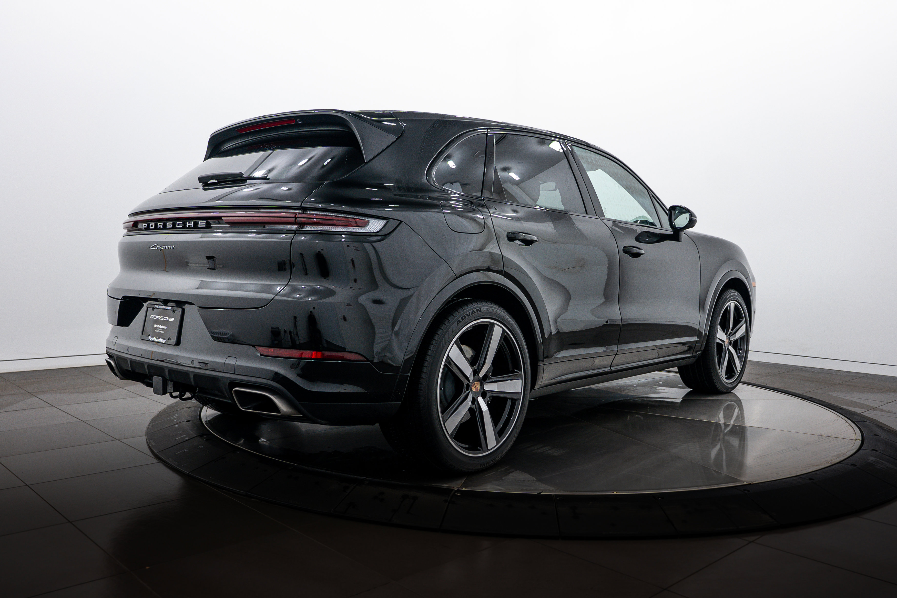 Certified 2026 Porsche Cayenne image 7