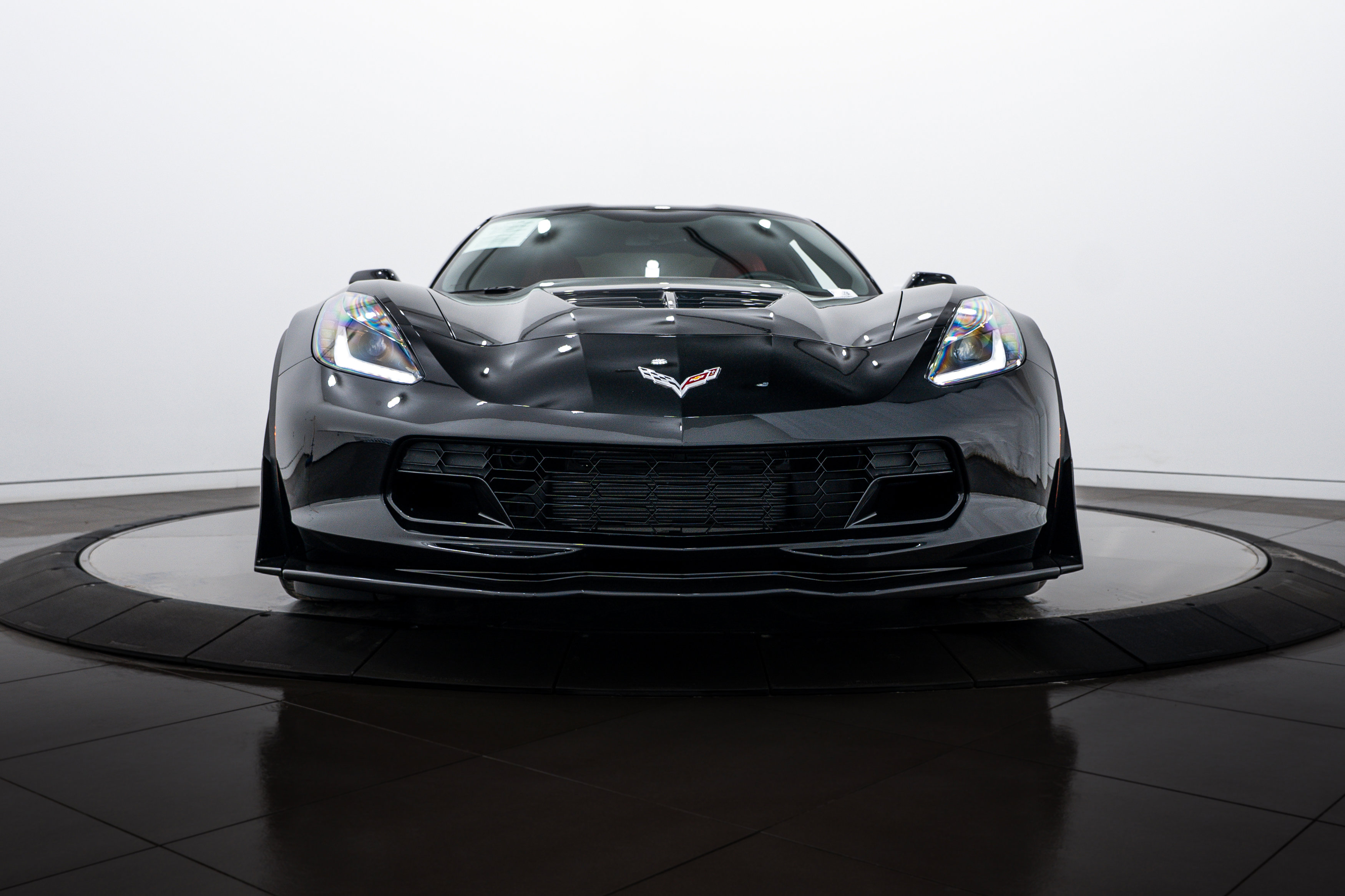 Used 2017 Chevrolet Corvette Z06 w/ Chrome Badge Package image 10