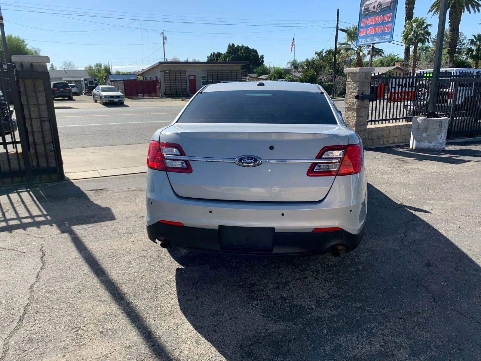 Used 2018 Ford Taurus Police Interceptor FWD image 5