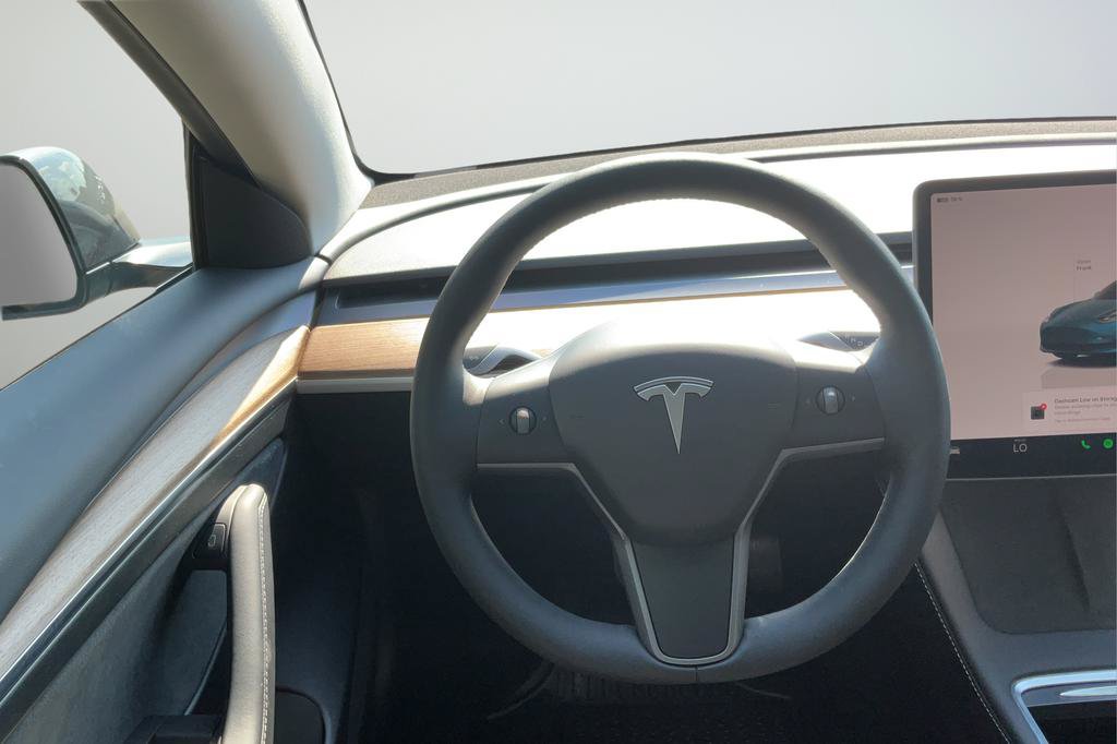 Used 2023 Tesla Model 3 Standard Range RWD image 14