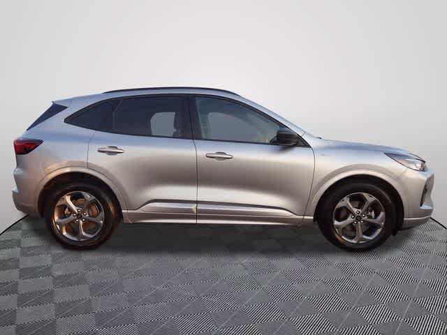 Used 2024 Ford Escape ST-Line FWD image 4