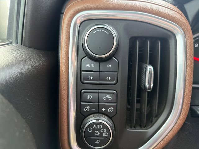 Used 2019 Chevrolet Silverado 1500 High Country w/ Technology Package AWD/4WD image 39