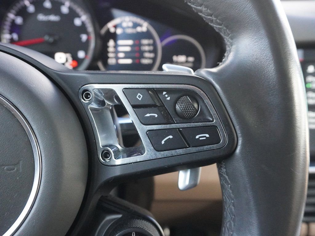 Used 2020 Porsche Cayenne Turbo image 53