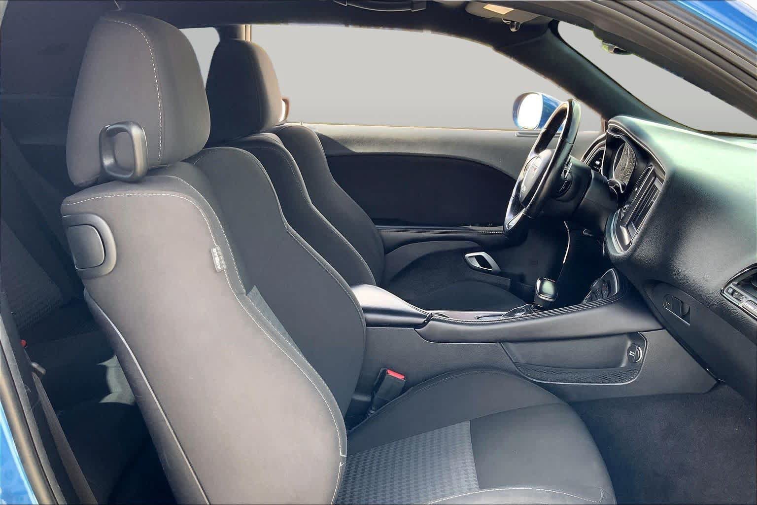 Used 2021 Dodge Challenger GT RWD image 9