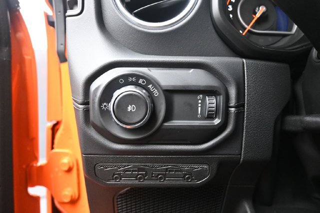 New 2026 Jeep Wrangler Unlimited Sahara AWD/4WD image 15