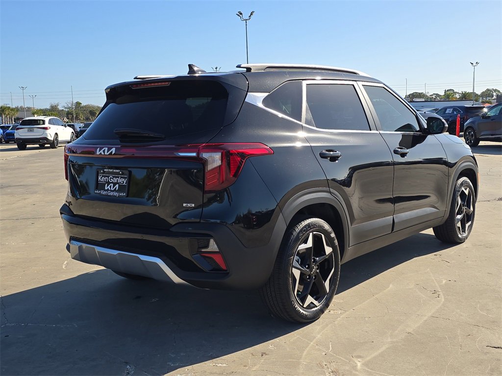 Certified 2025 Kia Seltos EX w/ EX Sunroof Package image 8