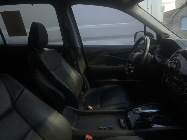 Used 2022 Honda Pilot Touring image 10