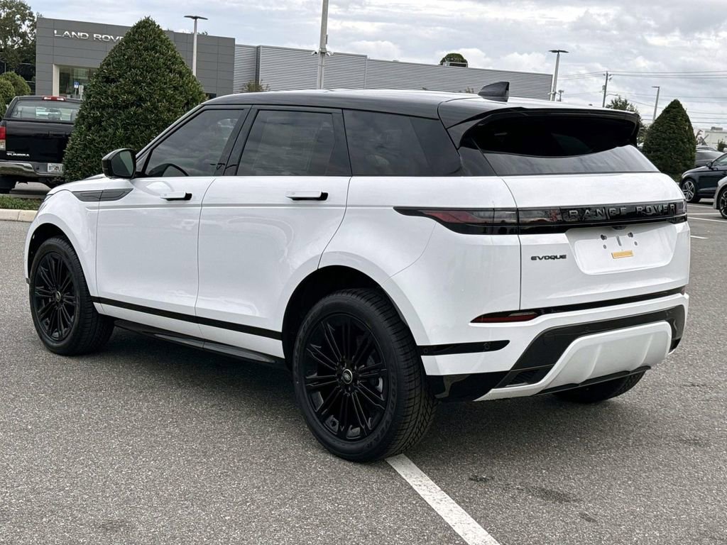New 2026 Land Rover Range Rover Evoque Dynamic SE AWD/4WD image 3