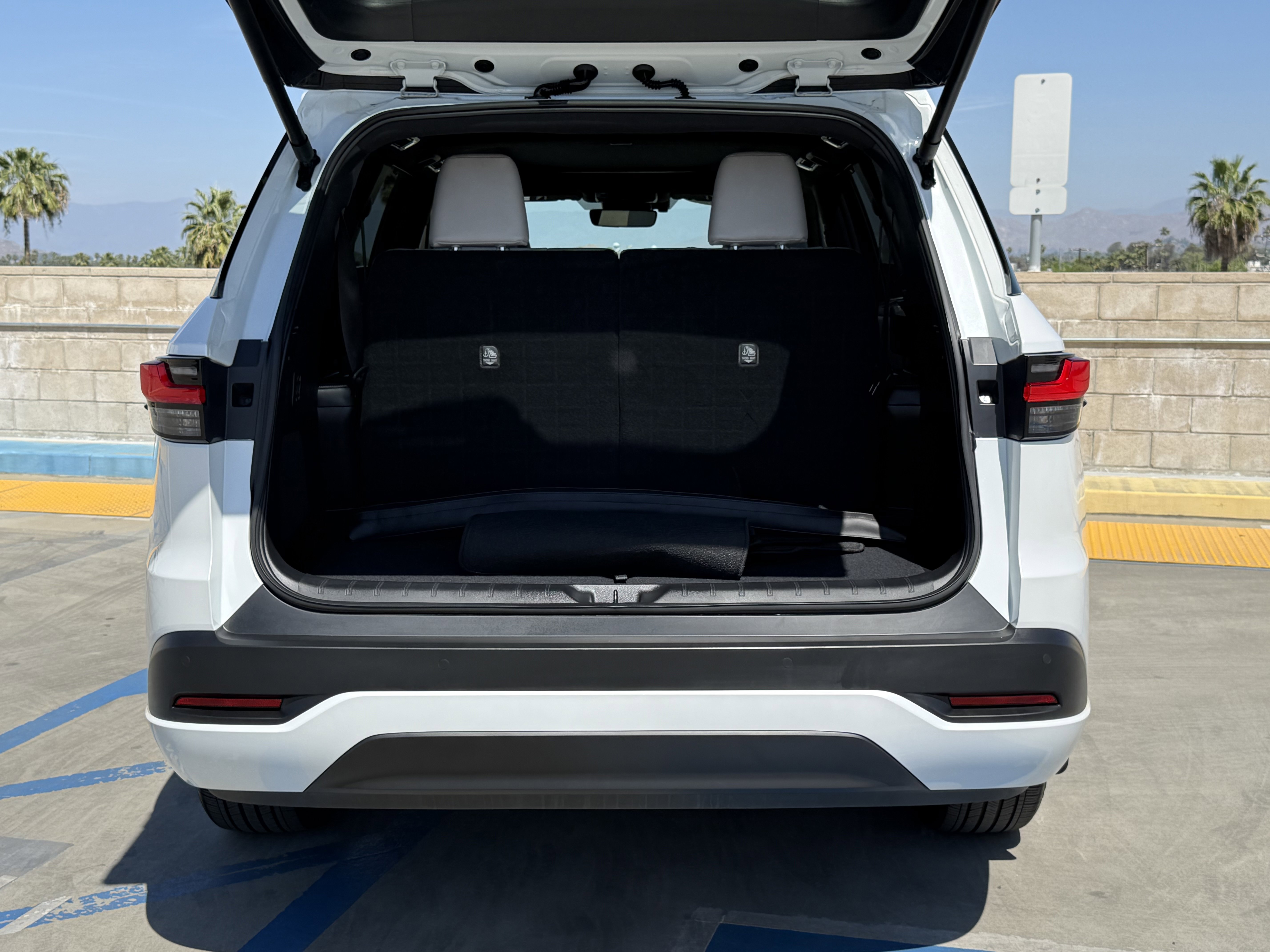 Certified 2024 Lexus TX 350 AWD w/ Captains Chair Package image 13