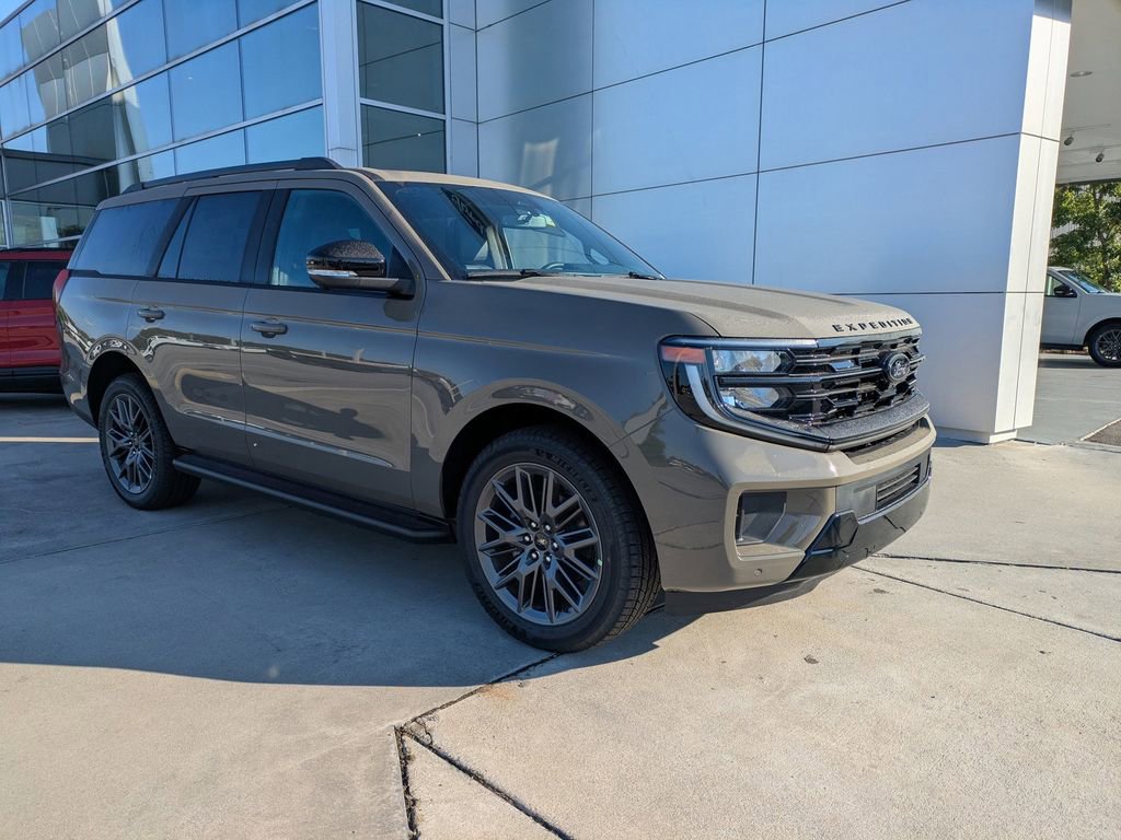 New 2026 Ford Expedition Platinum AWD/4WD image 2