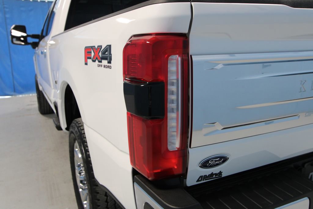 Used 2025 Ford F250 King Ranch w/ Chrome Package image 47