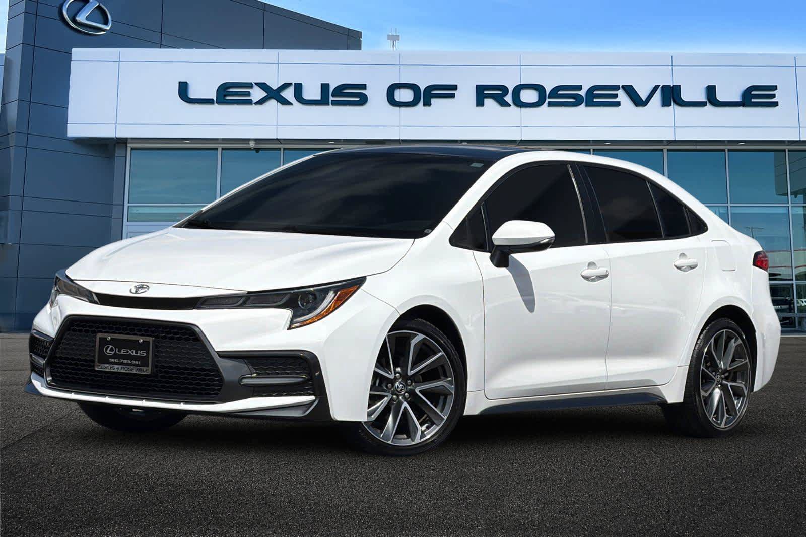 Used 2022 Toyota Corolla SE w/ SE Premium Package FWD image 1