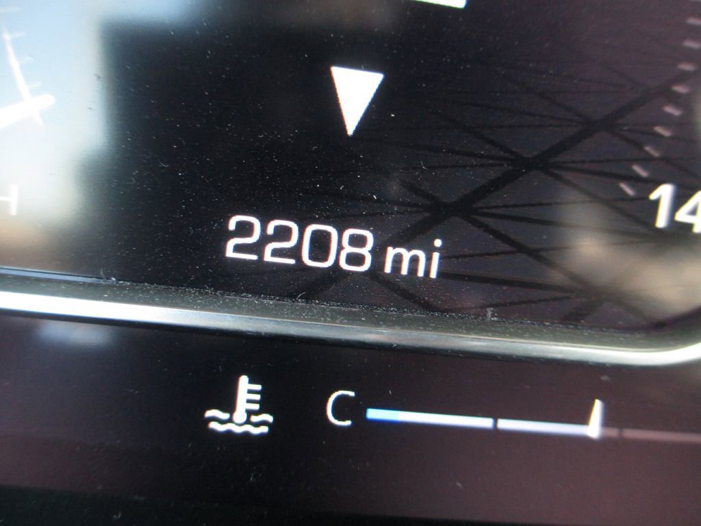 Used 2025 GMC Sierra 1500 SLT w/ SLT Premium Plus Package image 32