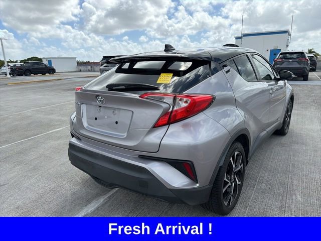 Used 2020 Toyota C-HR XLE image 16