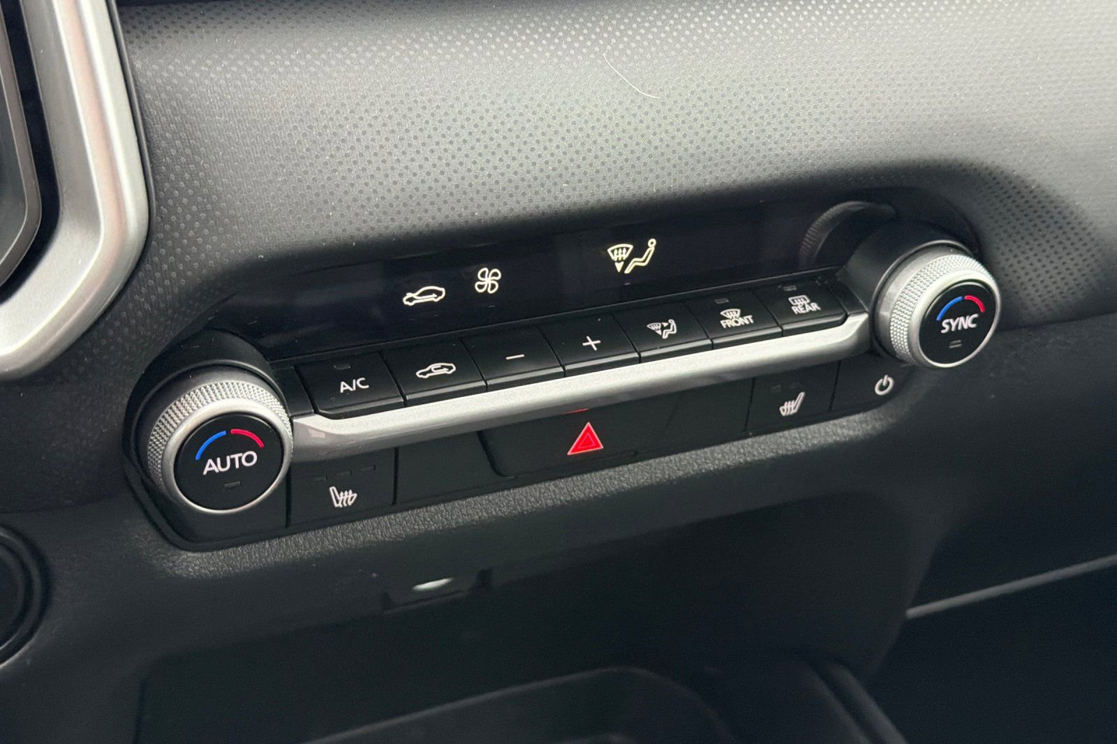 Certified 2025 MAZDA CX-50 2.5 Hybrid w/ Weather Package image 18