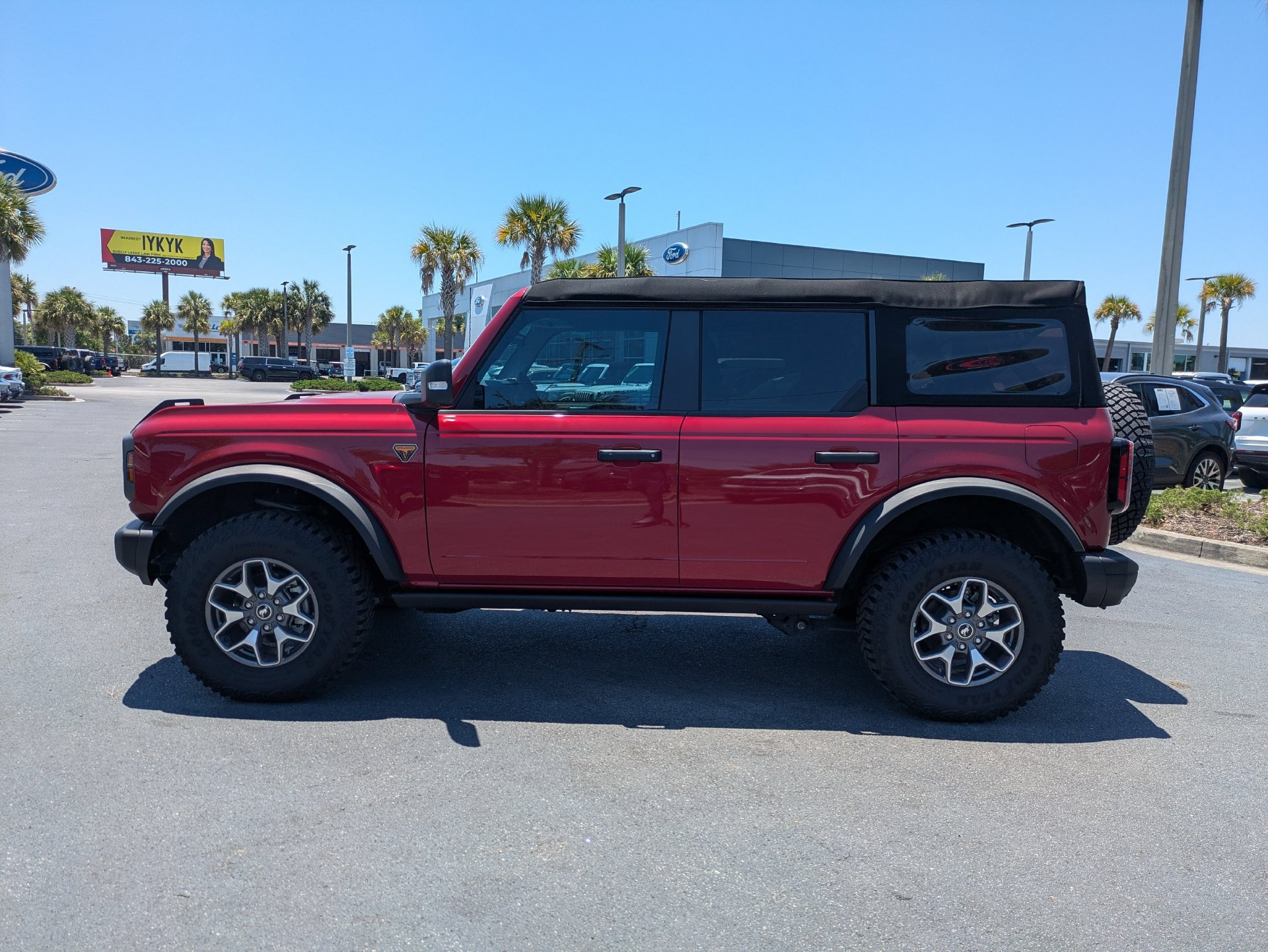 New 2025 Ford Bronco Badlands AWD/4WD image 7