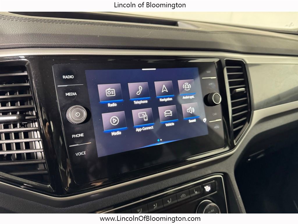 Used 2023 Volkswagen Atlas SEL R-Line image 41