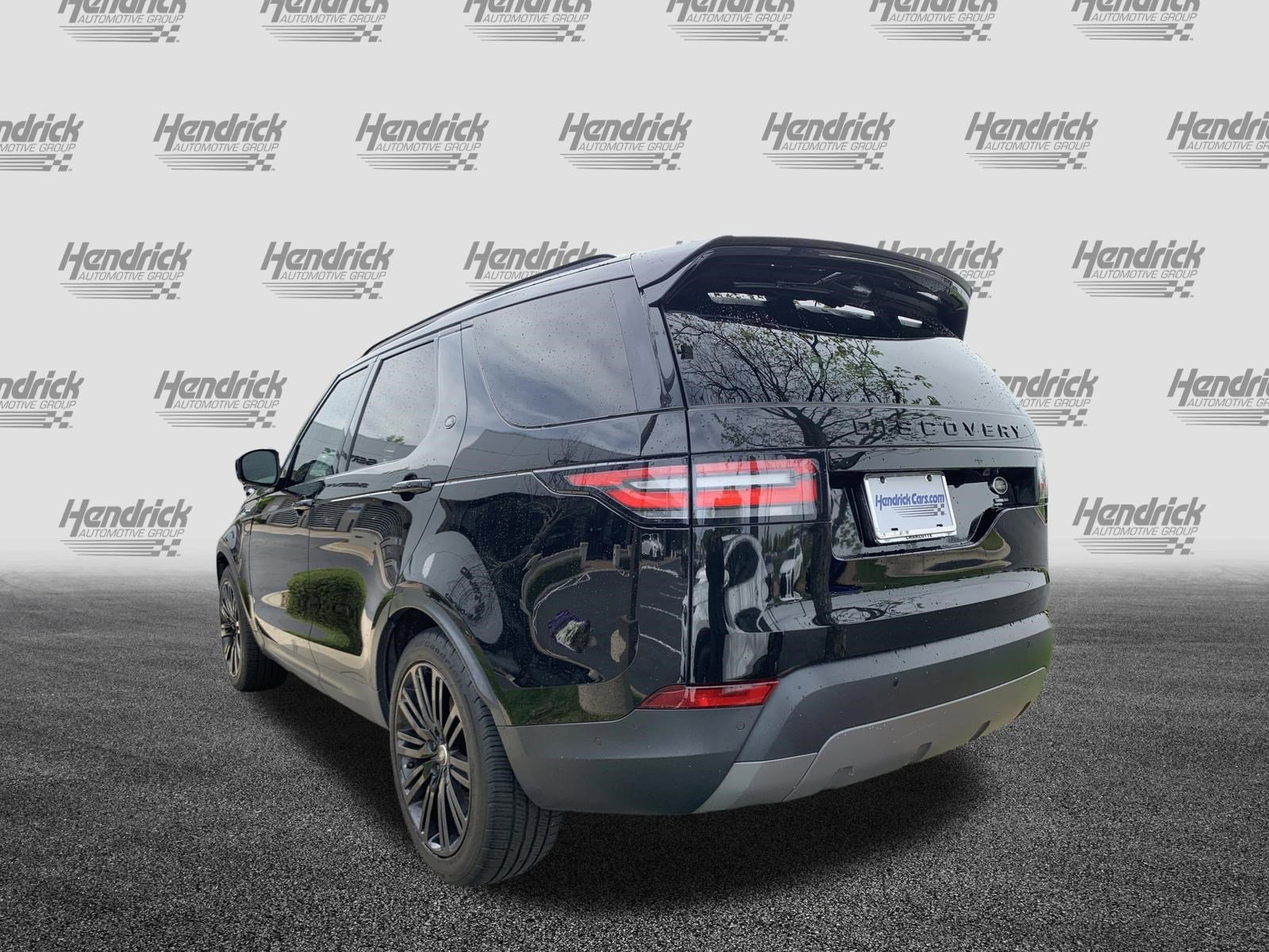 Used 2018 Land Rover Discovery HSE Luxury image 8