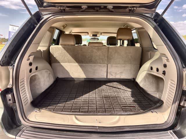 Used 2011 Jeep Grand Cherokee Laredo w/ Trailer Tow Group RWD image 20