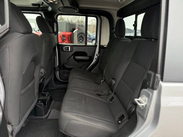 Used 2021 Jeep Gladiator Willys image 15