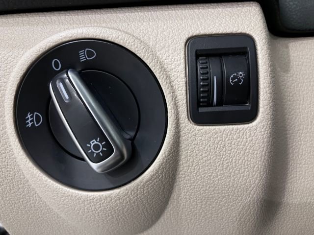 Used 2014 Volkswagen Tiguan SEL image 20