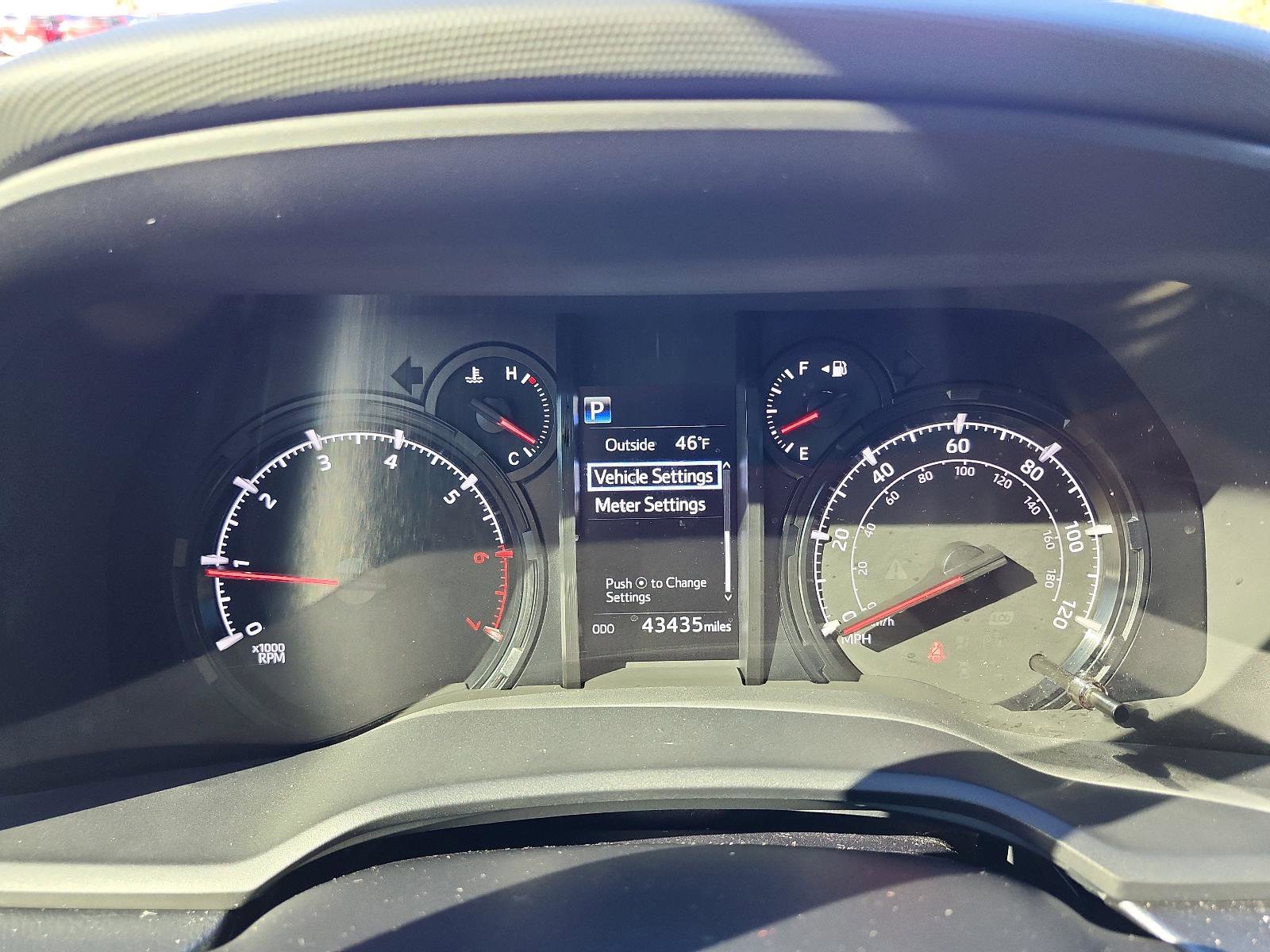 Used 2024 Toyota 4Runner SR5 image 23