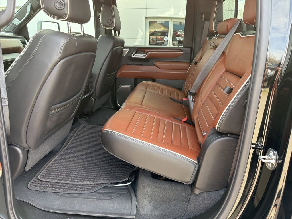 Used 2024 GMC Sierra 2500 Denali Ultimate w/ Snow Plow Prep/Camper Package AWD/4WD image 10