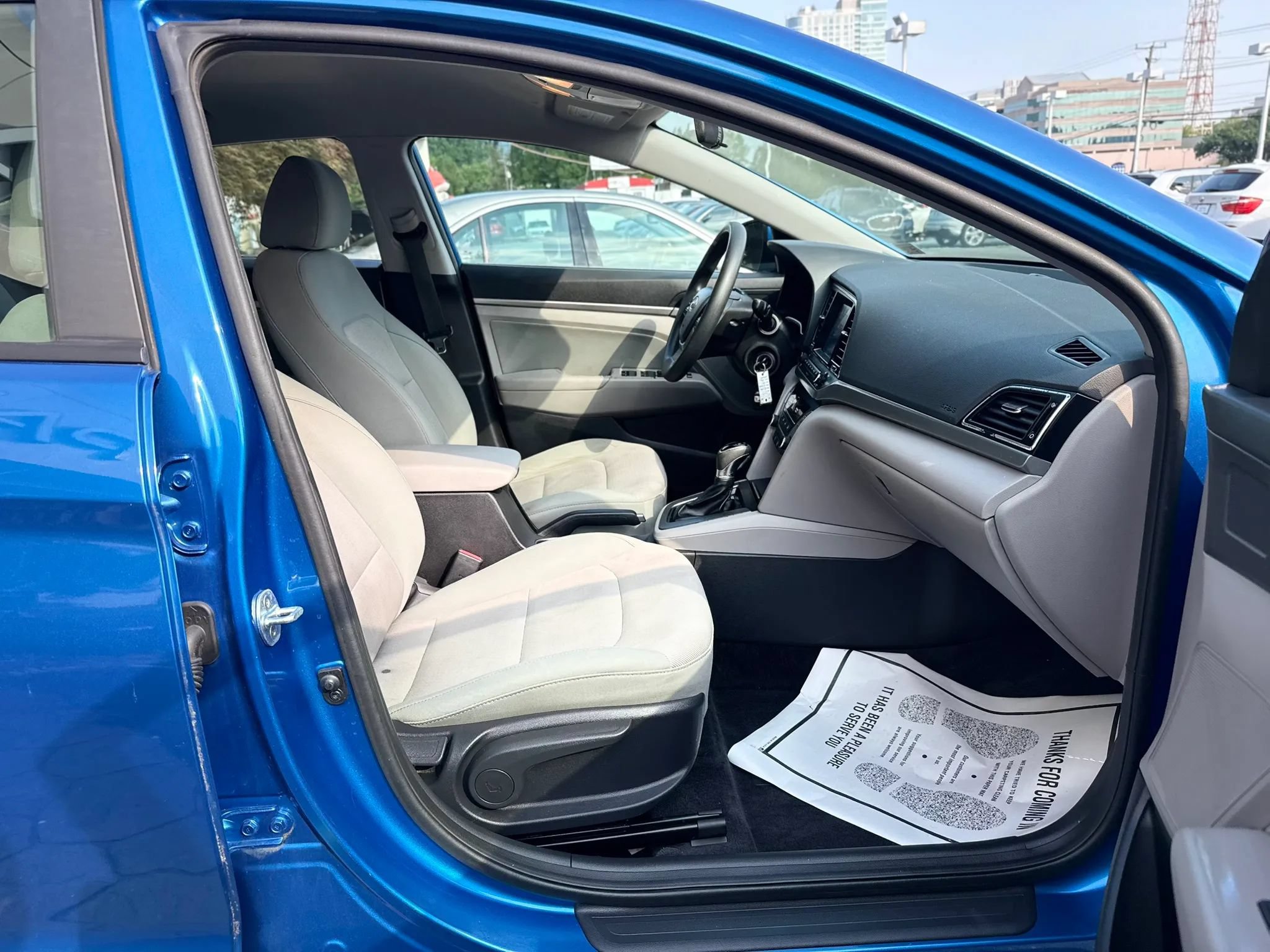 Used 2017 Hyundai Elantra SE FWD image 31