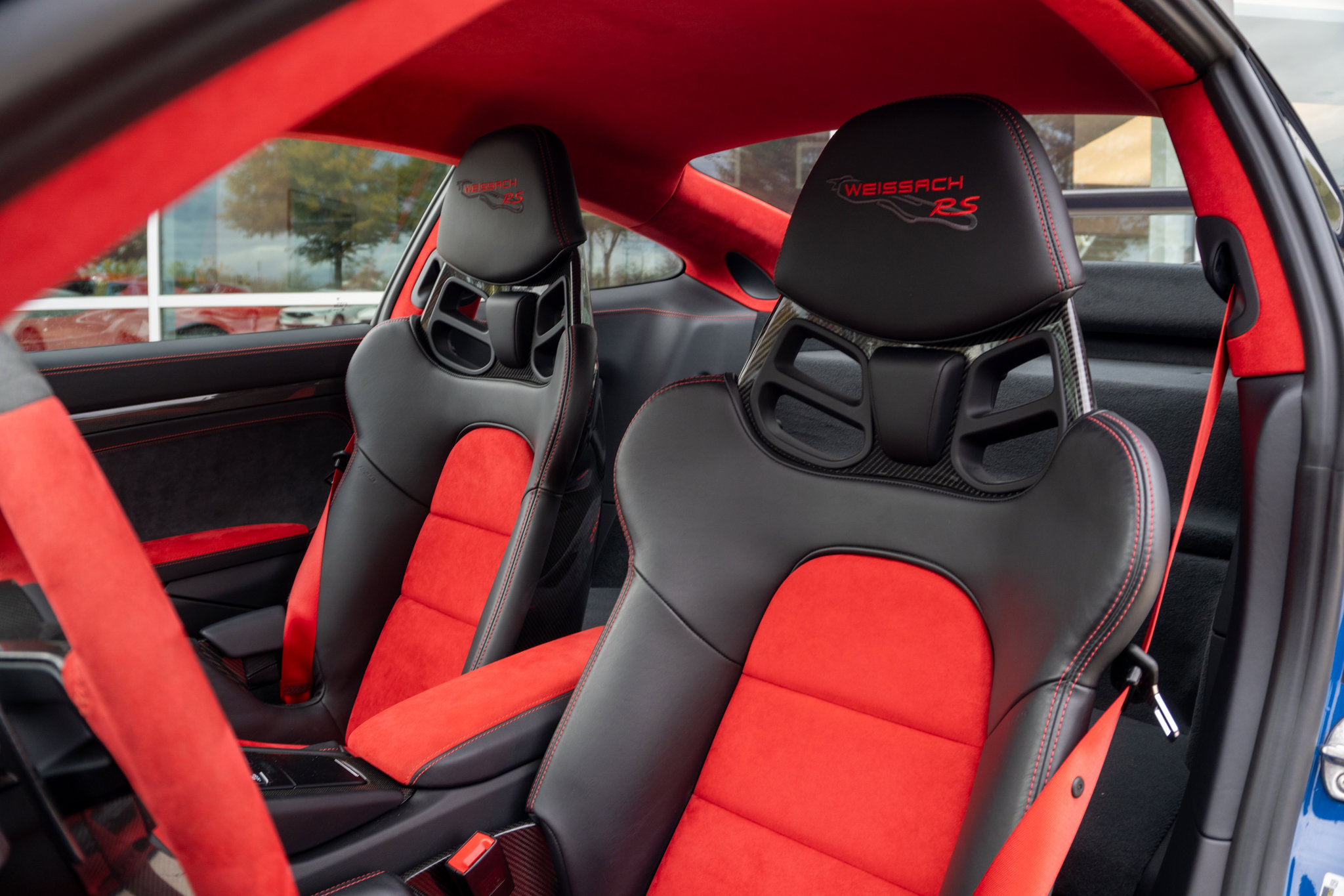 Used 2018 Porsche 911 GT2 RS image 12