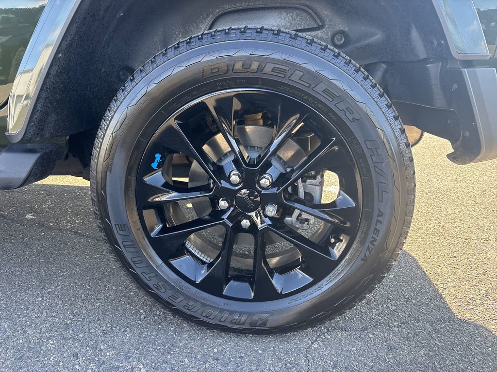 Used 2022 Jeep Wrangler Unlimited Sahara w/ Cold Weather Group image 31