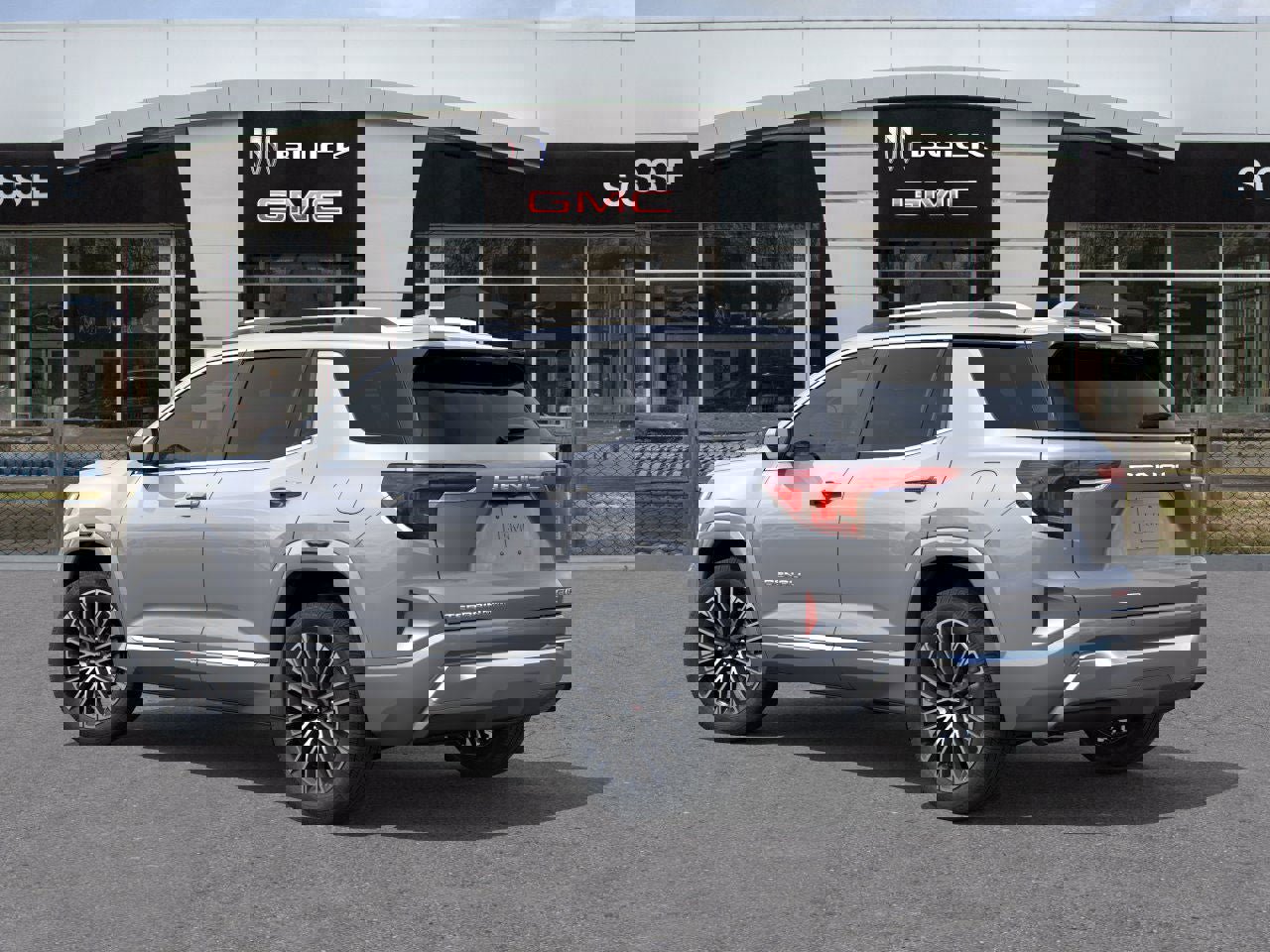 New 2026 GMC Terrain Denali w/ LPO, Floor Liner Package image 3